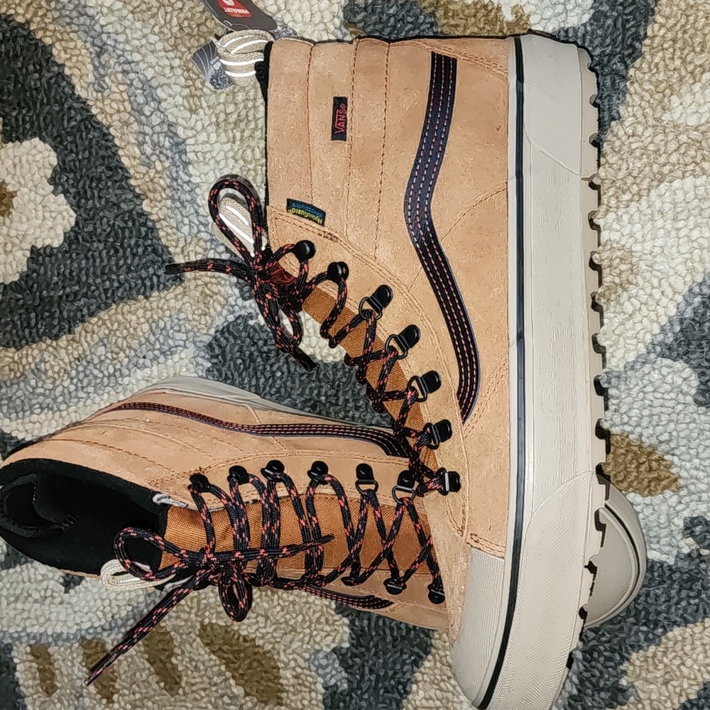 Vans SK8-Hi MTE-2 Wheat Suede Leather High Top Shoes Hiking Boots
Size 13 M